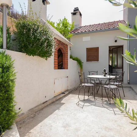 Luxury Tafra Apartament *